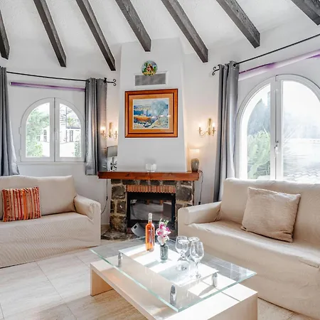 Estrella By Interhome Calp